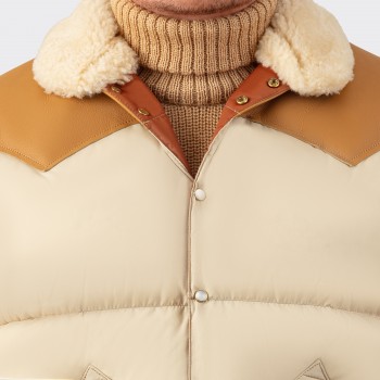 Down Vest : Beige  